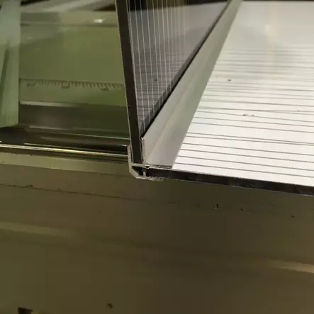 Alumocci 590 mm kulmaprofiili - Välitilalevyt - 8992121 - 1