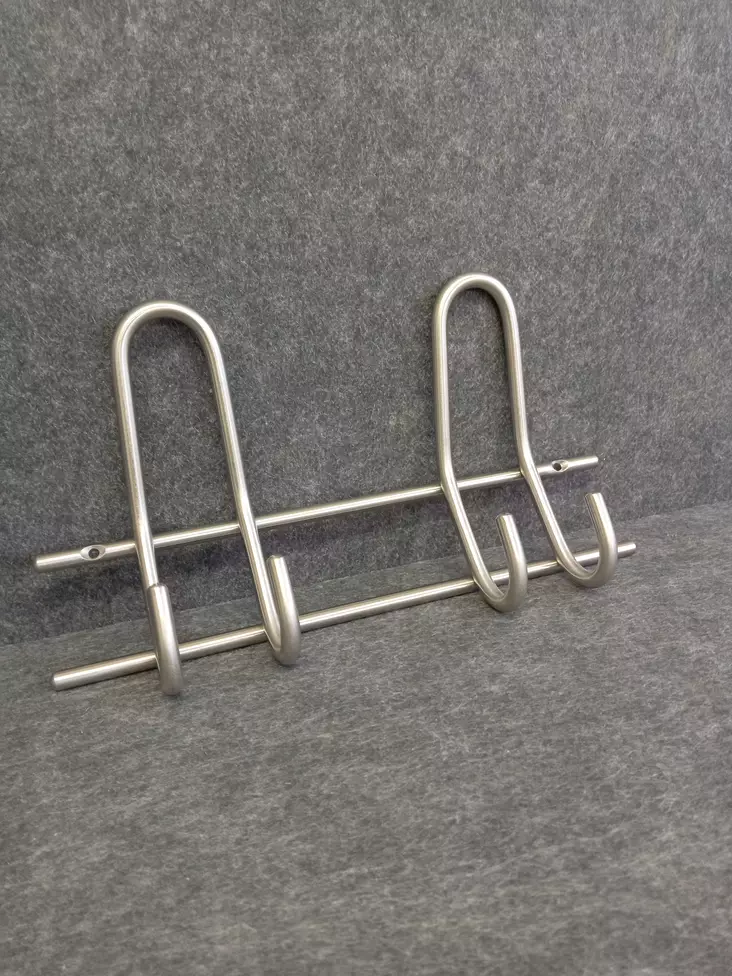 Vaatenaulakko 444/8 Harjattu rst - Naulakot ja koukut - PKOUKKU5900302 - 1