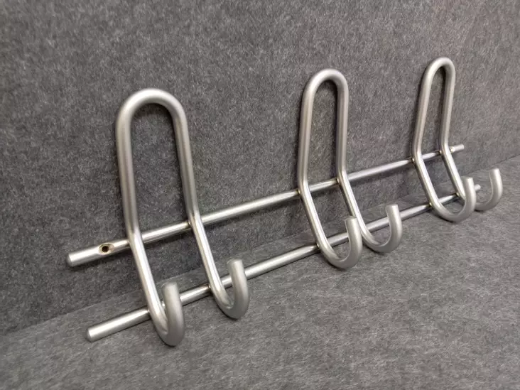 Vaatenaulakko 443/10 Mattakromi - Naulakot ja koukut - PKOUKKU5900382 - 1