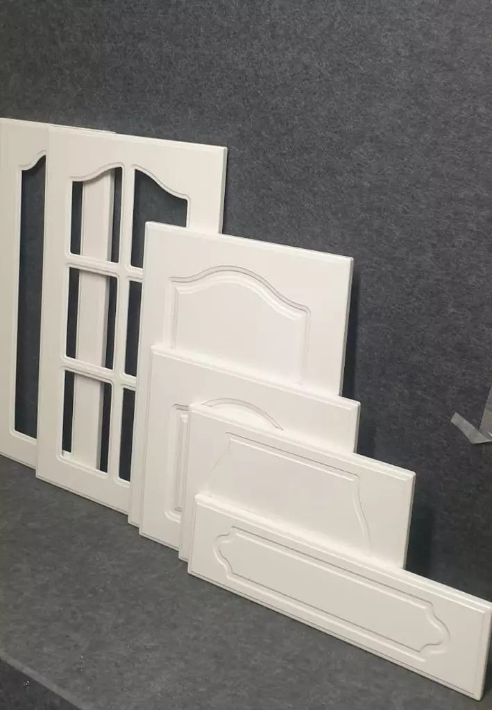 POISTOTUOTE! Kalusteovi Holvikaari - Varastomallin kalusteovet - HOLV137X495 - 1