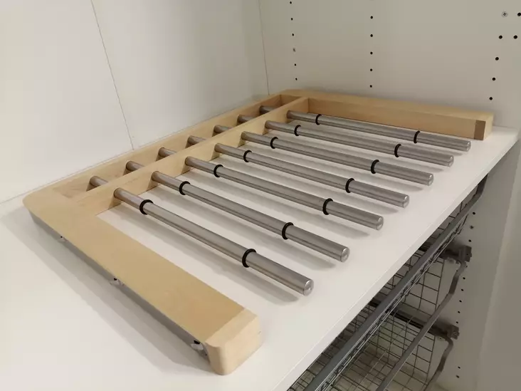 Ulosvedettävä housuteline Elfa - Muu säilytys ja sisustus - 600788ELFA - 2